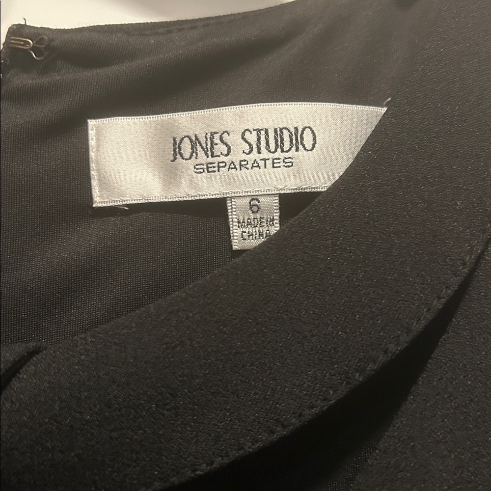 Jones New York Elegant Black Midi Dress - Picture 2 of 4